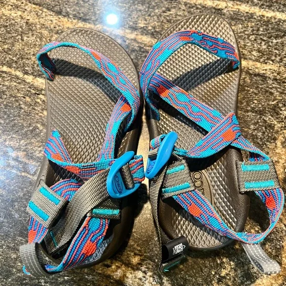 Chaco sandles - Picture 2 of 7